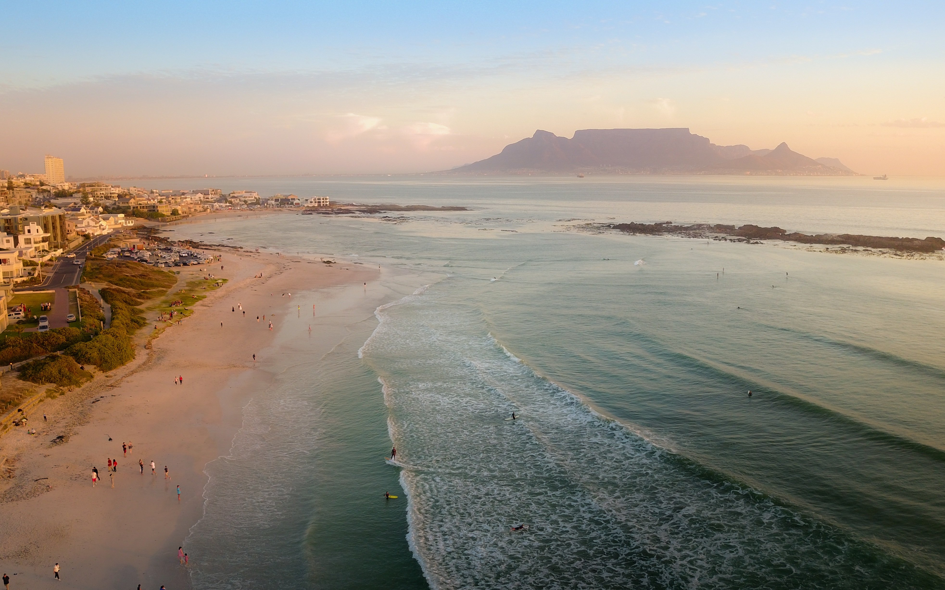 Suedafrika Kapstadt Blouberg Tafelberg