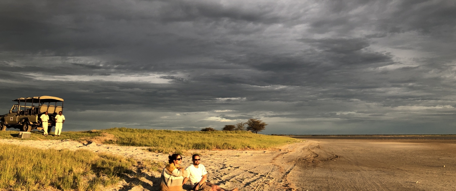 Botswana Magkadikadi Pan Sonnenuntergang Elina Patrick
