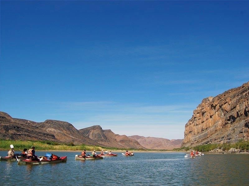 Suedafrika Orange River Felix Unite Landschaft