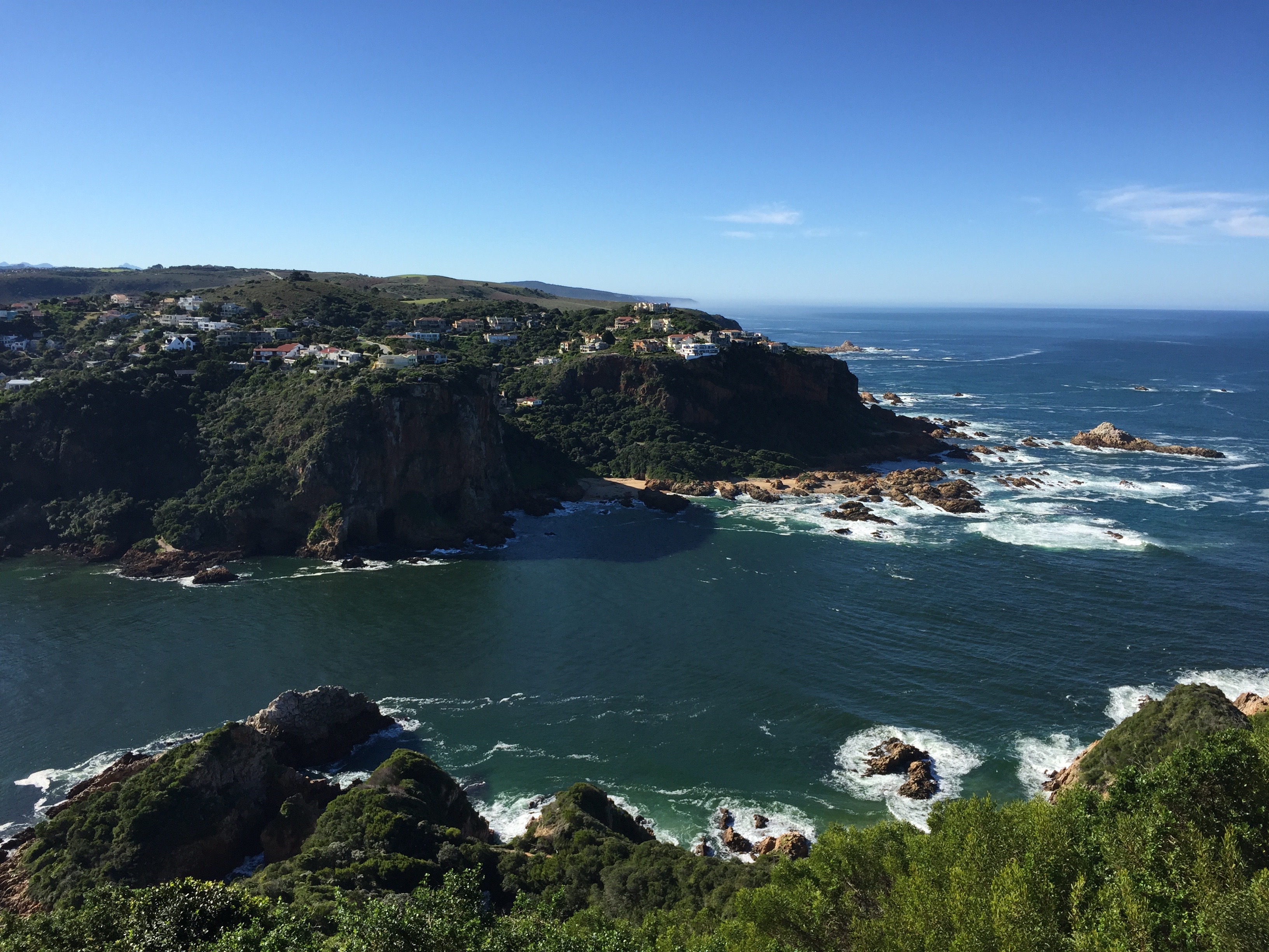 Ausblick auf Meer in Knysna
