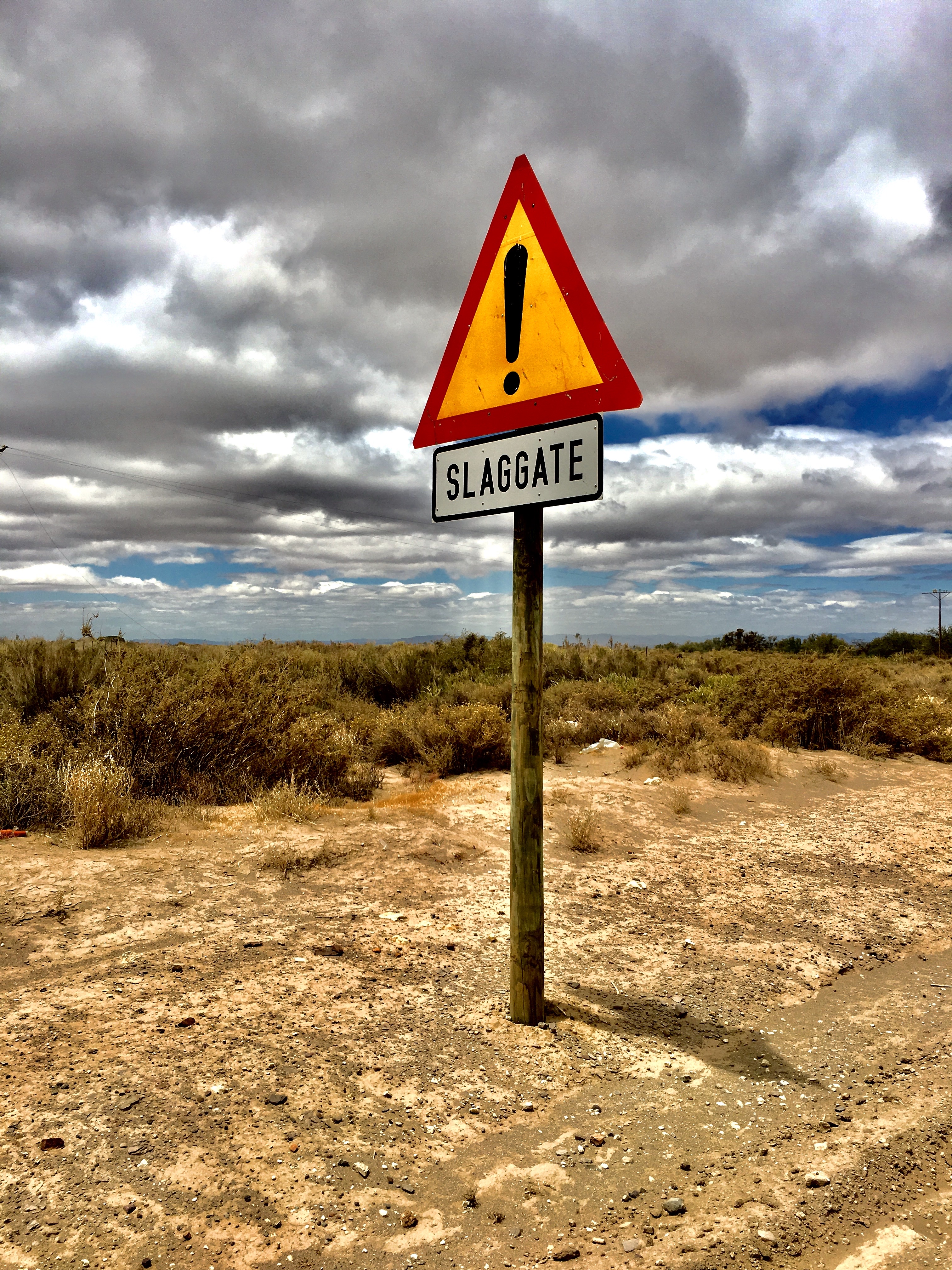 Staßenschid auf Straße an der Route 62