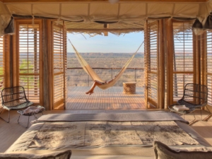 Tansania Asilia Jabali-hammock-and-view